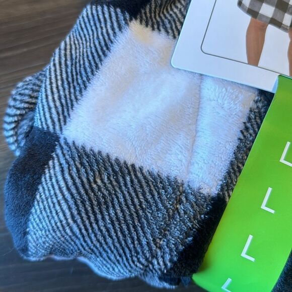 Buffalo checkered cozy plush robe size large - Picture 3 of 6